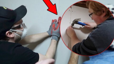 Renovating McJuggerNuggets Basement: Ep 7 - Dry Wall Goes Up!