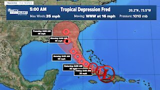 Tracking the Tropics: Thursday 5 a.m.