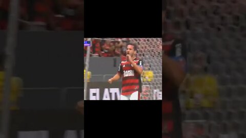 TERCEIRO GOL DO FLAMENGO: EVERTON RIBEIRO!!!