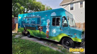 Very Gently Used 2002 Workhorse 27' Step Van Kitchen Food Truck for Sale in Wisconsin