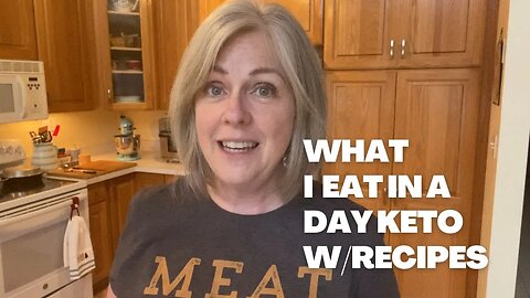 What I Eat In A Day On Keto With Recipes! Meatza & Jalapeno Poppers