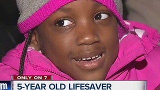 5-year-old girl saves mother's life by calling 911 during seizure