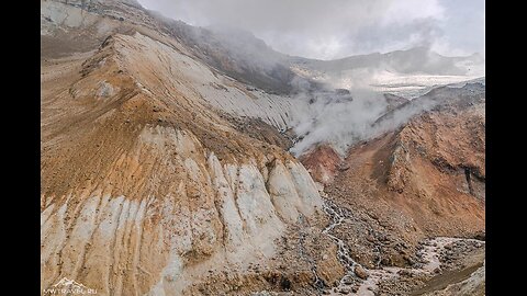 Volcanoes of the Pacific Ring - hiking in Kamchatka