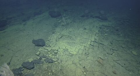 Yellow Brick Rd Found On Ocean Floor Off Hawaii?*Gulf Of Mexico Pyramid?*Underwater Cities*