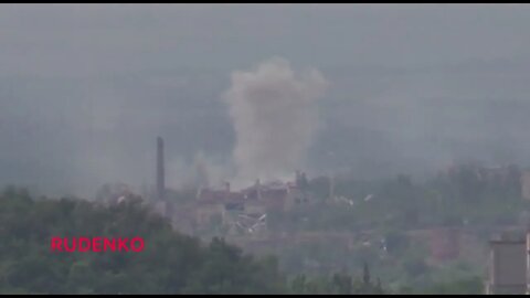 some more of Russia shelling the Peski area