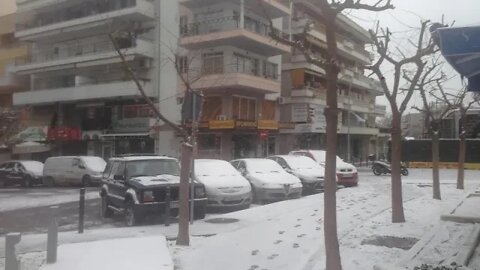 Η πρώτη χιονόπτωση του 2021 στην Θεσσαλονίκη