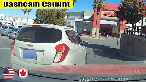 North American Car Driving Fails Compilation - 426 [Dashcam & Crash Compilation]