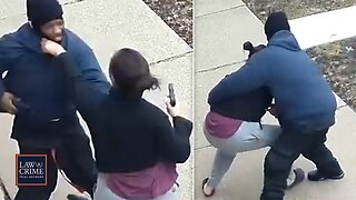 ‘I’ll Kill You!’: Off-Duty Chicago Cop Shoots Man Who Allegedly Tried to Steal Her Gun