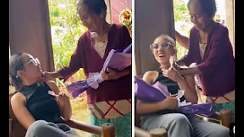 Grandma has hilarious reaction to granddaughter's surprise visit