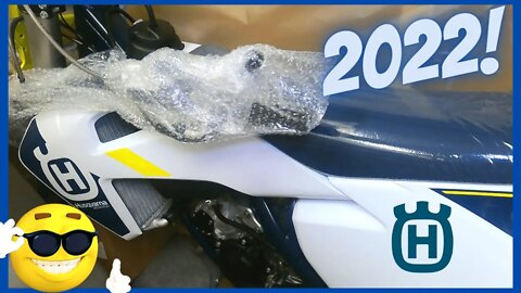 The FIRST 2022 Husqvarna Motorcycle Unboxing on YOUTUBE! (2022 TC 125) (4K)