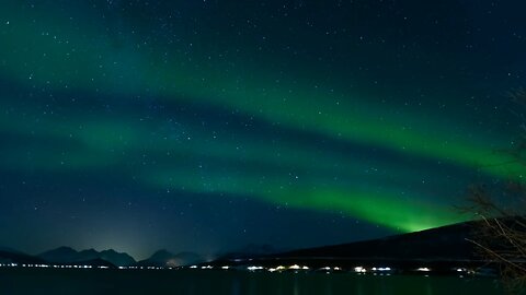 Experience a Twinkling Journey with Northern Lights - The Ultimate Relaxation