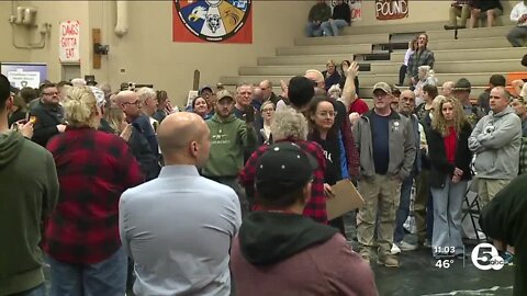 Norfolk Southern officials skip East Palestine meeting, residents express worry