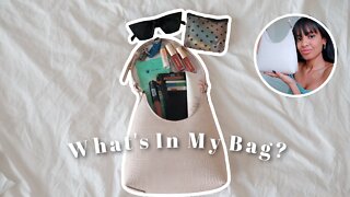 what's in my bag? 2022 // my everyday essentials ~aesthetic~ | VOGUE IN THE BAG edition