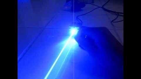 2W Blue Laser Melts Soldering Wire!