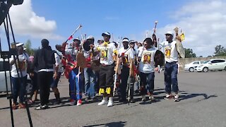 SOUTH AFRICA - KwaZulu-Natal - IFP campaigning at Chatsworth (Videos) (NYs)