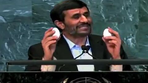 Ahmadinejad making omelette in UN General Assembly - Funny