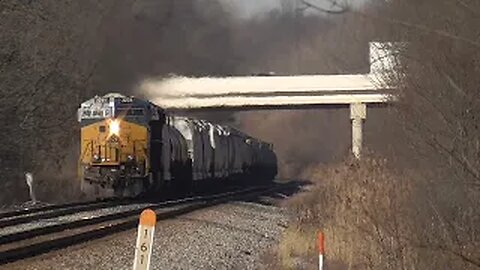 CSX L321 Local Manifest Mixed Freight Train from Creston, Ohio December 15, 2023