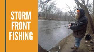 Storm Front Fishing Smallmouth Bass And Bluegill On Live Bait / Michigan River Fishing