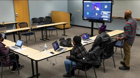 Employ Milwaukee’s Digital Literacy Lab bridges the gap between digital literacy