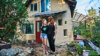 Self Built Cob Earth House Tour!! Constructed Using Only Recycled Materials and Costing $9000.