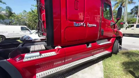 Convoy rollin4freedom at home in Florida near Anna. Maria island