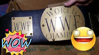The world champ of storage unit mystery box unboxing. storage wars cant touch this.