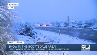 Snow flurries in north Scottsdale amid winter storm