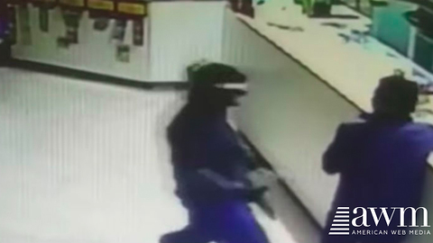 Two Armed Robbers Bust Into Restaurant, Chef Gets The Last Laugh With Massive Knife
