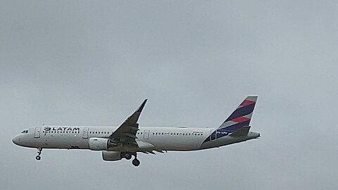 Airbus A321 PT-XPD coming from Guarulhos to Manaus