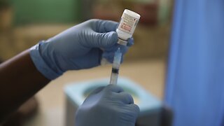 Moderna Study Suggests Vaccine Protection Wanes