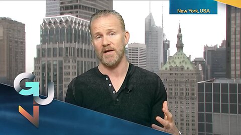 ARCHIVE: Morgan Spurlock-Exposing the 'Big Chicken' Industry (Super Size Me 2: Holy Chicken!)