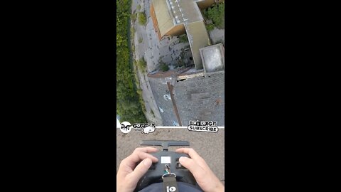 Fpv freestyle hitting a building hard !