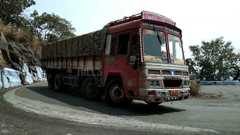 Online anand|Burdensome Heavy Load Lorry and Govt Bus Turning 9/27 Hairpin Bend Road Dhimbam Road