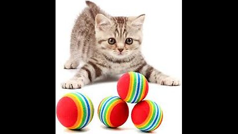 Cats playing with balls.😃😃