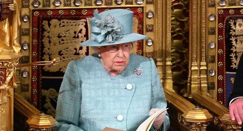 Queen Elizabeth II Cancels Virtual Engagements For This Week After Positive COVID Test