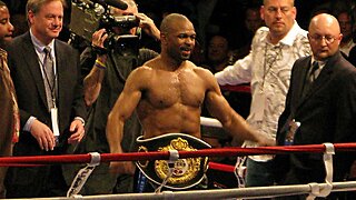 Slideshow tribute to Roy Jones Jr.