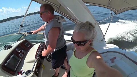 CRUISING #18: A gorgeous day to head out with friends on their power boat!