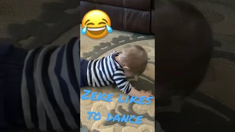 Zeke Likes To Dance!! 🤣