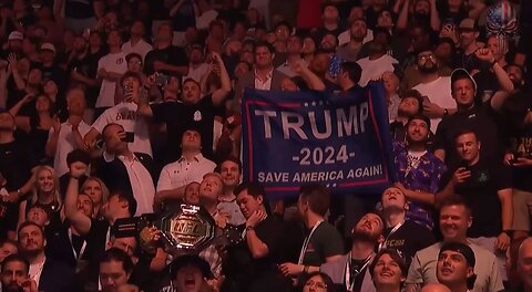 The crowd is going nuts for President Trump! 🇺🇸