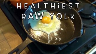 Creamiest Raw Yolk Egg |1 MINUTE in Cast Iron|. Perfect for Weightloss Wrap. Enzymes Rich!