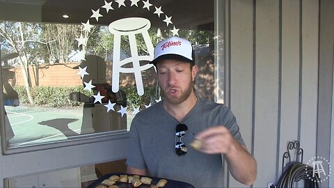 Barstool Pizza Review - Totino's