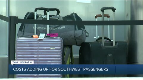 Southwest says it will reimburse travelers during flight meltdown