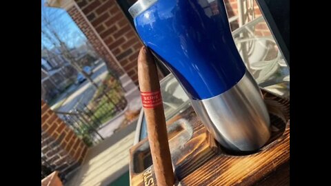 You know what day it is. Cuban Thursdays #SmokeWithToke