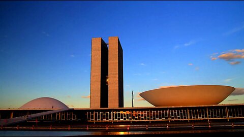 Desastre econômico / Censura / Brasil sem controle e sem freio. (22hs)