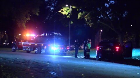 Driver arrested after leading police on pursuit through Humboldt Park, hitting pedestrian