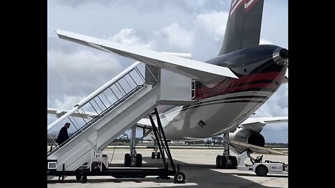 TRUMP❤️🇺🇸🥇🪽DEPARTS ON TRUMP FORCE ONE🤍🇺🇸🏅🪽🛫FOR A RALLY IN PENNSYLVANIA💙🇺🇸🏅🪽🛫⭐️