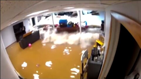 Whoa. Hurricane Ida Floodwaters Collapse Wall, Family Escaped
