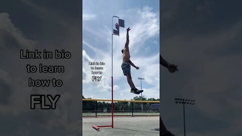 LEARN HOW TO FLY 🤯🚀 (LINK IN DESCRIPTION) #Shorts