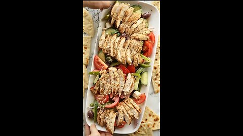 Greek chicken 🍗 salad 🥗 amazing amarican special recipe 🤤🤤🤤🤤🤤🤤 yummy