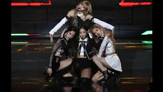 BLACKPINK drop debut album